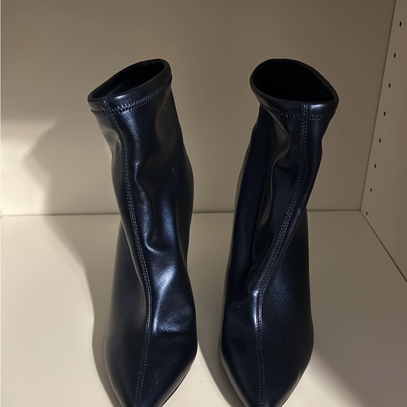 Dark blue slip on boots - Picture 5 of 6